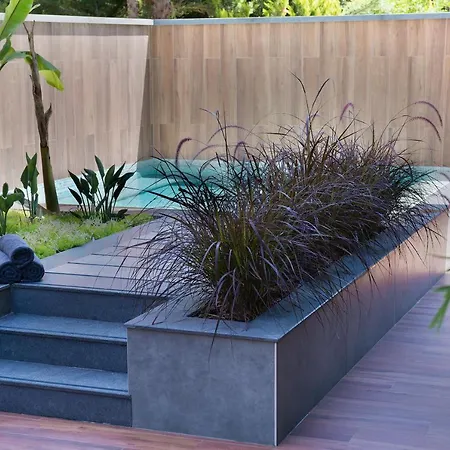 Trend Cycle Apartahotel 4*