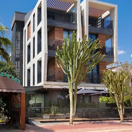 Trend Cycle Aparthotel